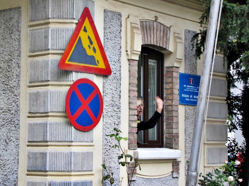 img13361200x700.jpg