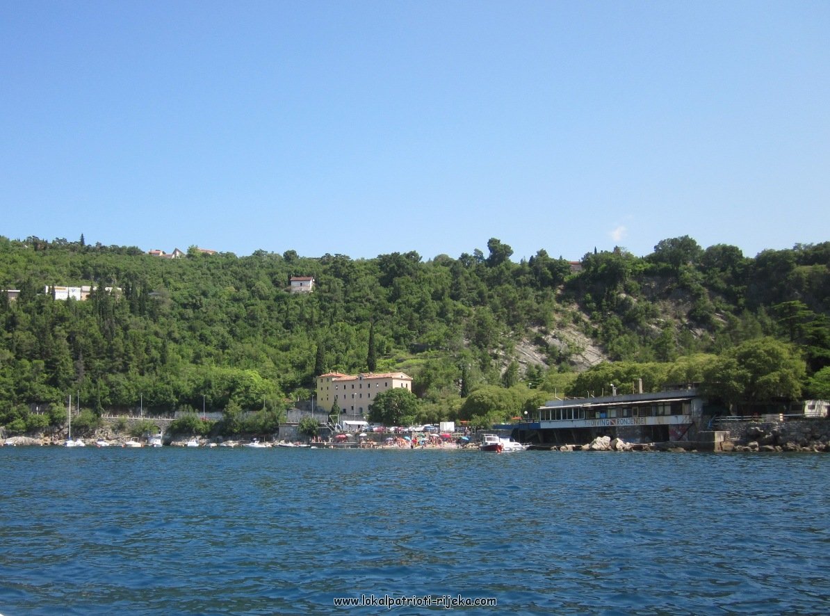 kuća na Preluci (1).JPG